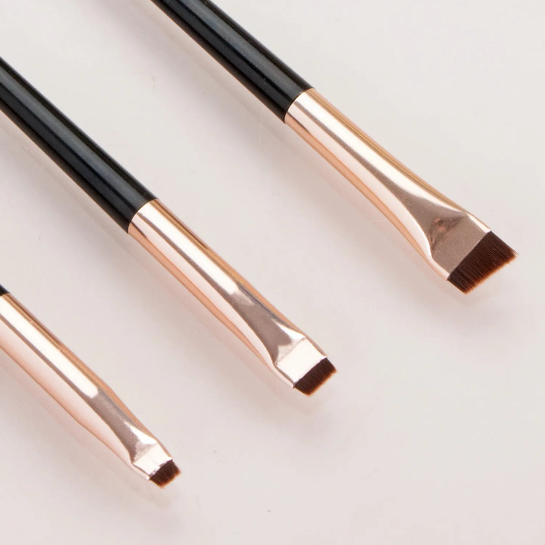 Set mit abgewinkelten Pinseln für Augenbrauen-Make-up, Eyeliner, Henna-Linien, Seol