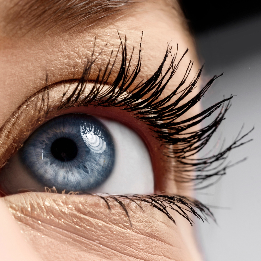 Claresa Mascara SMOKIN HOT schwarze verlängernde und verdichtende Mascara