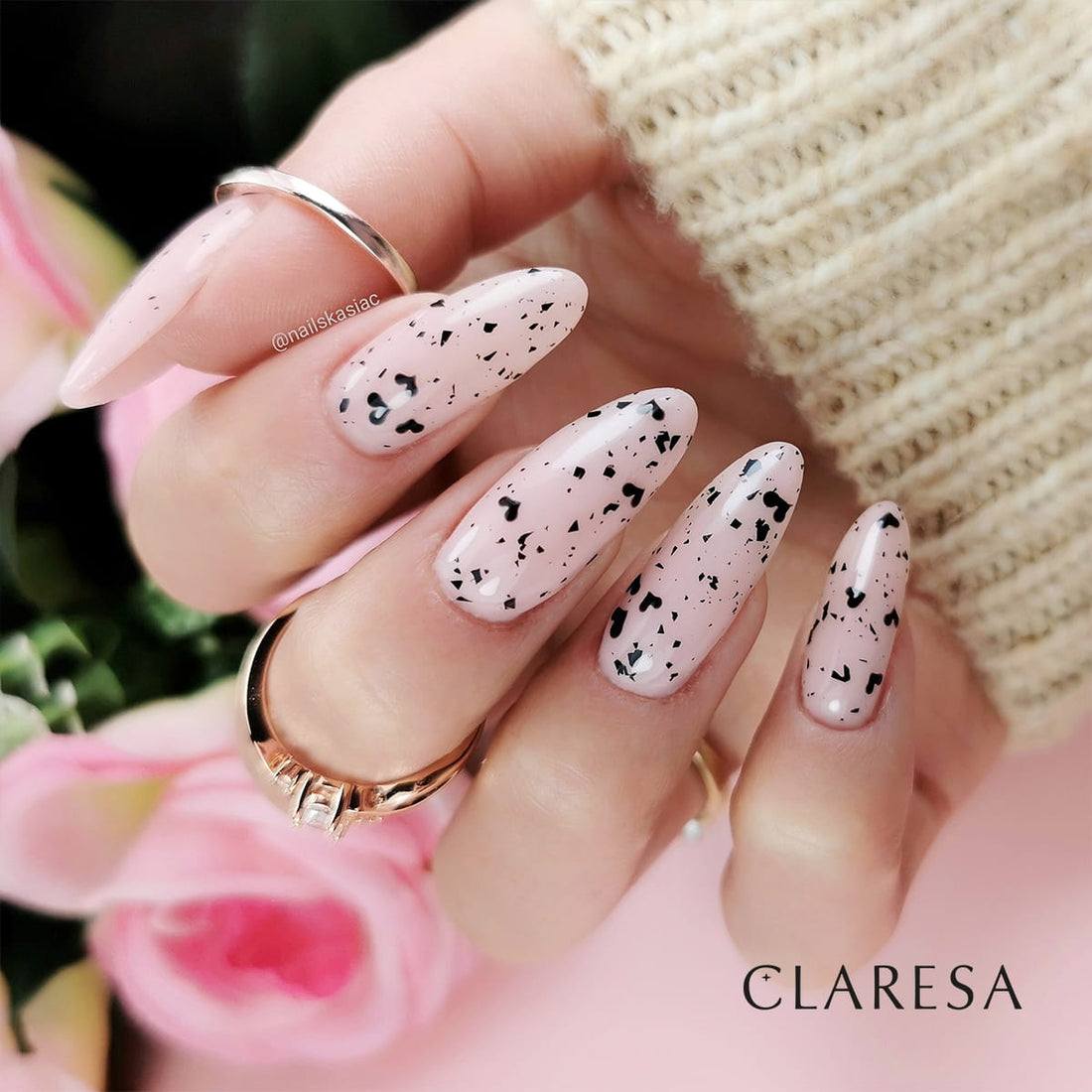 Claresa Base Rubber 4 Hybrid-Nagel-Basisgummi UV/LED