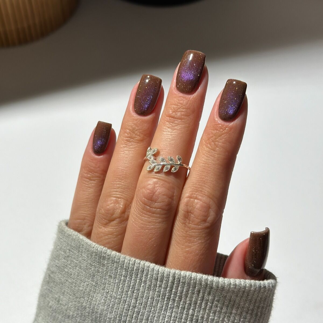 SEMILAC 827 AI Brown Galaxy Flash Magnetischer Hybrid-Nagellack