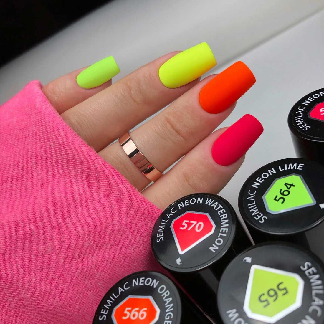 Semilac 565 Neongelb Hybrid-Nagellack, 7 ml