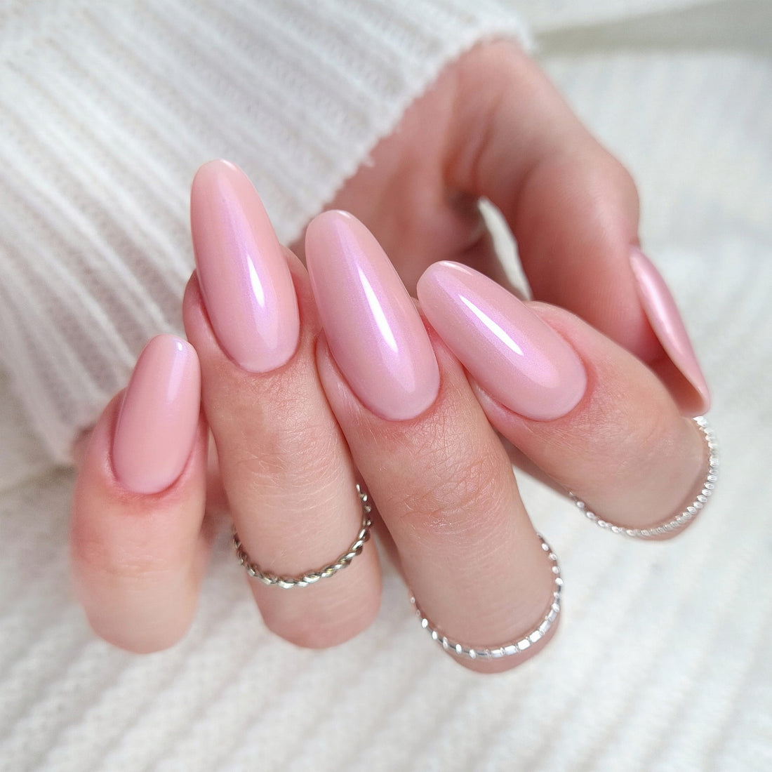 Claresa Hybrid Nagellack LIPGLOSSNAILS 1 opaleszierende Perle