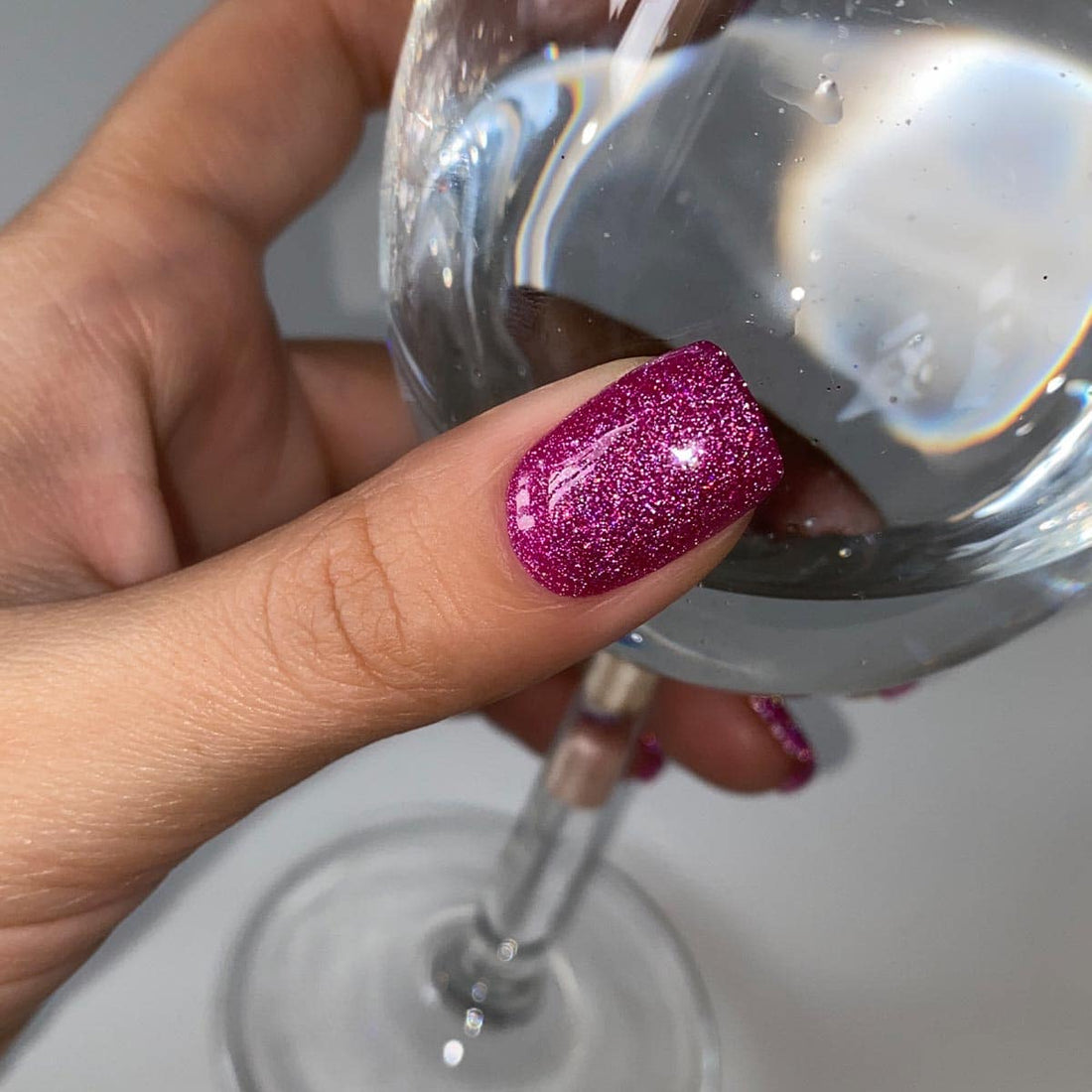 SEMILAC 462 Pink Bubbles Hybrid-Nagellack, 7 ml, Flash-Effekt