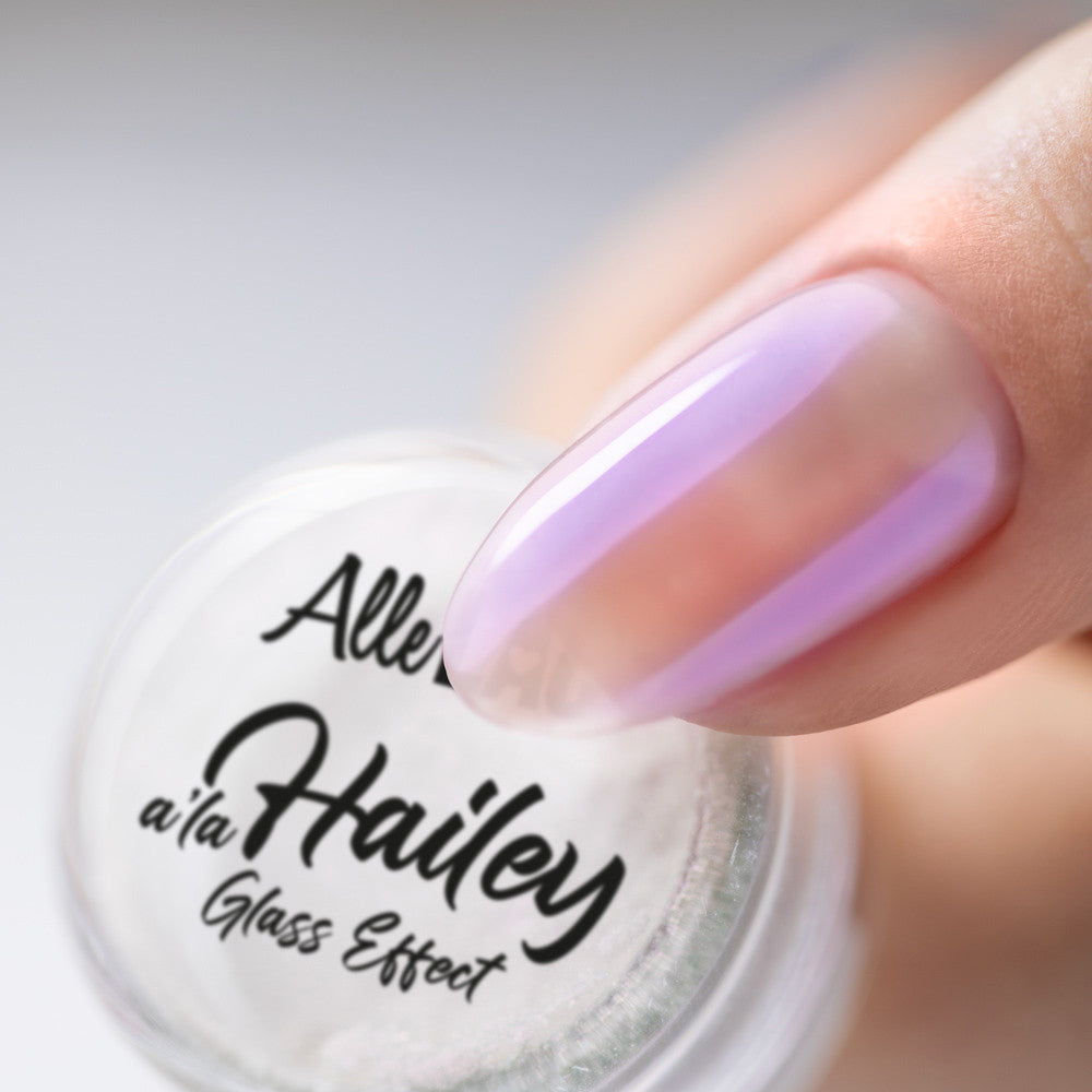 Nagelstaub A la Hailey Glaseffekt AlleLac Nr. 4 lila Oberfläche