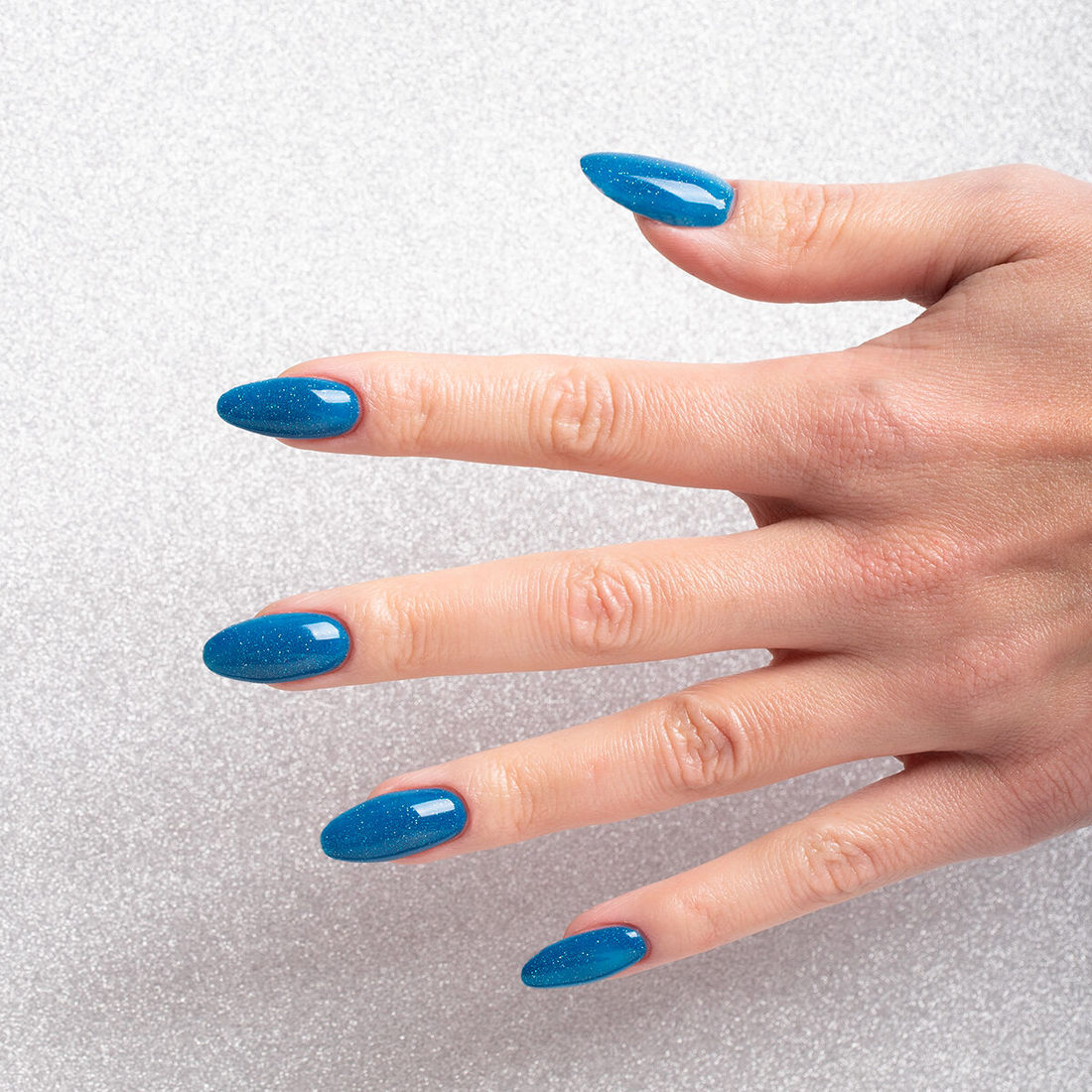 SEMILAC 409 Staying Hydrated Hybrid-Nagellack, 7 ml, Blau-Flash-Effekt