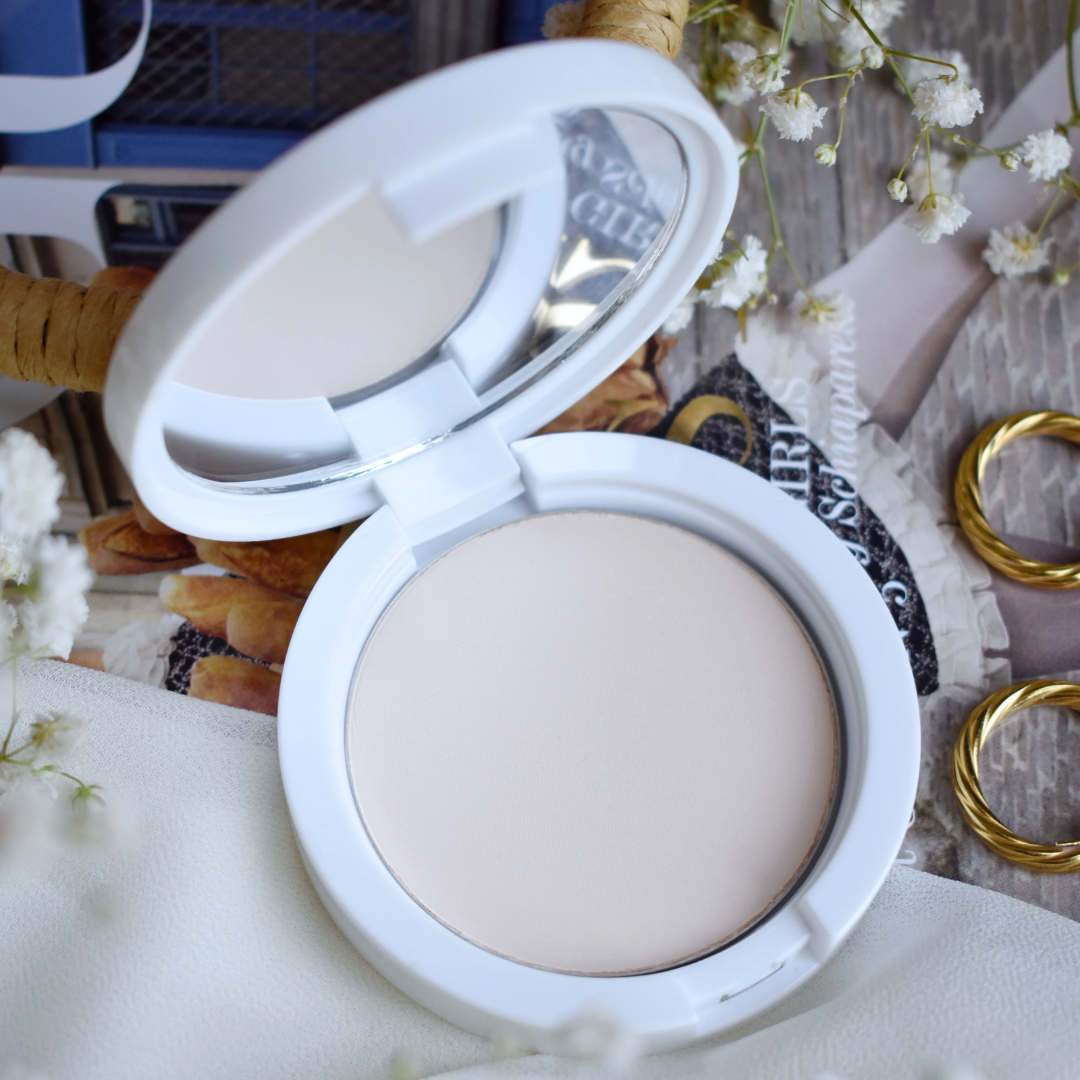 Claresa Blur Super Pow(D)Er! Beigefarbener gepresster Gesichtspuder in Stein